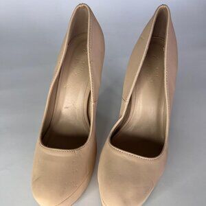 Charlotte Russe Women's Cream Footwear